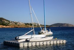 &Pi;&lambda;&omega;&tau;ή &epsilon;&xi;έ&delta;&rho;&alpha; &gamma;&iota;&alpha; &iota;&delta;&iota;ώ&tau;&eta;, &Sigma;&alpha;&rho;&omega;&nu;ί&delta;&alpha; - 4