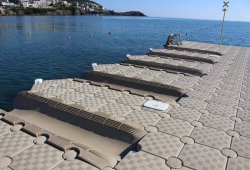 &Pi;&lambda;&omega;&tau;ή &epsilon;&xi;έ&delta;&rho;&alpha; &gamma;&iota;&alpha; Nostos Watersports - 6