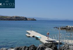 &Pi;&lambda;&omega;&tau;ή &epsilon;&xi;έ&delta;&rho;&alpha; &gamma;&iota;&alpha; &tau;&omicron; Kavos Hotel - 4