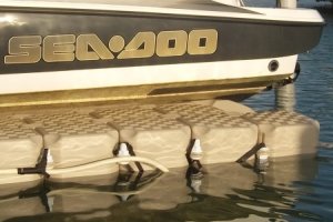 &Alpha;&Epsilon;&Rho;&Omicron;&Theta;&Alpha;&Lambda;&Alpha;&Mu;&Omicron;&Sigma; 12 V - 1