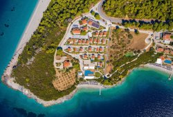 &Pi;&lambda;&omega;&tau;ή &epsilon;&xi;έ&delta;&rho;&alpha; &gamma;&iota;&alpha; Adrina Hotel - 2