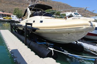 Airberth by "BOUZAKIS MARINE" - 25