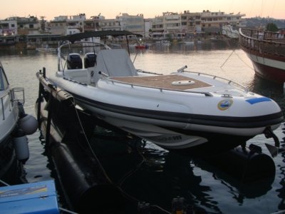 Boatlift AirBerth M520 for "TECHNOHULL 990"