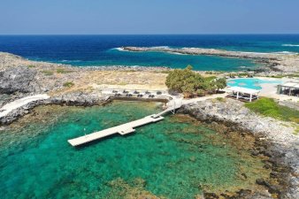 &Xi;&epsilon;&nu;&omicron;&delta;&omicron;&chi;&epsilon;&iota;&alpha;&kappa;έ&sigmaf; &mu;&omicron;&nu;ά&delta;&epsilon;&sigmaf; - 19