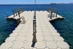 &Pi;&lambda;&omega;&tau;ή &epsilon;&xi;έ&delta;&rho;&alpha; &gamma;&iota;&alpha; &iota;&delta;&iota;ώ&tau;&eta;, Ά&gamma;&iota;&omicron;&sigmaf; &Lambda;ά&zeta;&alpha;&rho;&omicron;&sigmaf; - 5