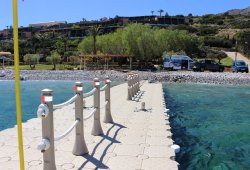 &Pi;&lambda;&omega;&tau;έ&sigmaf; &epsilon;&xi;έ&delta;&rho;&epsilon;&sigmaf; &gamma;&iota;&alpha; &tau;&omicron; Courtesy of Blue Palace - 3