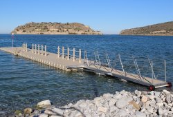 &Pi;&lambda;&omega;&tau;έ&sigmaf; &epsilon;&xi;έ&delta;&rho;&epsilon;&sigmaf; &gamma;&iota;&alpha; &tau;&omicron; Courtesy of Blue Palace - 4