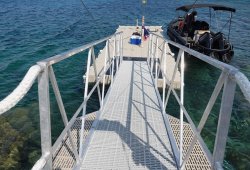 &Pi;&lambda;&omega;&tau;ή &epsilon;&xi;έ&delta;&rho;&alpha; &gamma;&iota;&alpha; &iota;&delta;&iota;ώ&tau;&eta;, &Kappa;&alpha;&lambda;ό &Lambda;&iota;&beta;ά&delta;&iota; - 2