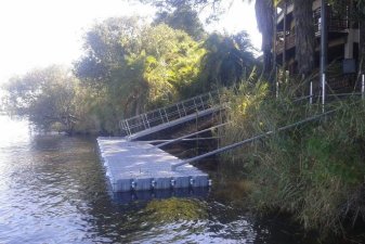 &Epsilon;&mu;&pi;&omicron;&rho;&iota;&kappa;ά έ&rho;&gamma;&alpha; - 3