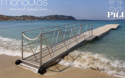 Πλωτή εξέδρα για Manoulas Beach Resort