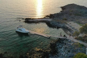 &Xi;&epsilon;&nu;&omicron;&delta;&omicron;&chi;&epsilon;&iota;&alpha;&kappa;έ&sigmaf; &mu;&omicron;&nu;ά&delta;&epsilon;&sigmaf; - 16