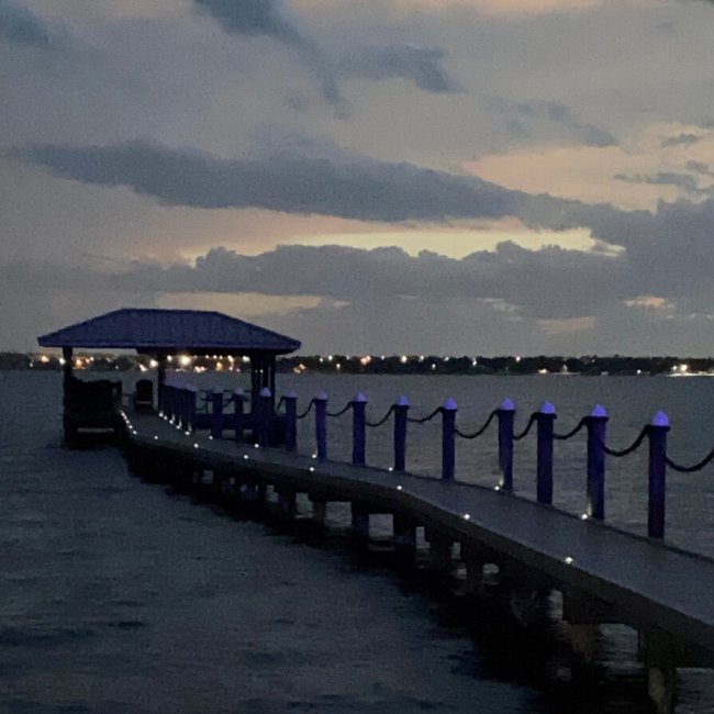 &Eta;&Lambda;&Iota;&Alpha;&Kappa;&Alpha; &Phi;&Omega;&Tau;&Alpha; DOT LAKE LITE