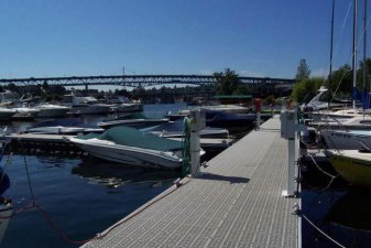 &Pi;ά&nu;&epsilon;&lambda; &kappa;&alpha;&tau;&alpha;&sigma;&tau;&rho;ώ&mu;&alpha;&tau;&omicron;&sigmaf; ThruFlow - 22