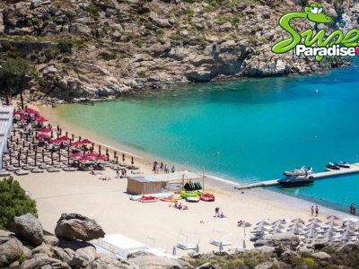 Floating dock for Super Paradise