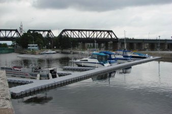 &Mu;&alpha;&rho;ί&nu;&epsilon;&sigmaf; - 37