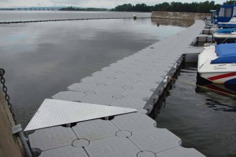 &Mu;&alpha;&rho;ί&nu;&epsilon;&sigmaf; - 15