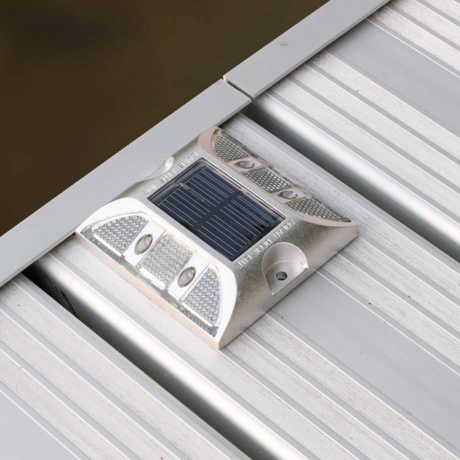 &Eta;&Lambda;&Iota;&Alpha;&Kappa;&Alpha; &Phi;&Omega;&Tau;&Alpha; DOCK LAKE LITE