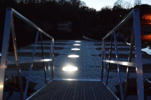 &Phi;&Omega;&Tau;&Iota;&Sigma;&Mu;&Omicron;&Sigma; LED &Lambda;&Epsilon;&Upsilon;&Kappa;&Omicron;&Upsilon; &Chi;&Rho;&Omega;&Mu;&Alpha;&Tau;&Omicron;&Sigma; - 1