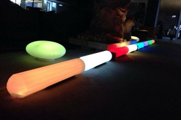 &Phi;&Omega;&Tau;&Iota;&Zeta;&Omicron;&Mu;&Epsilon;&Nu;&Omicron;&Sigma; &Delta;&Iota;&Alpha;&Upsilon;&Lambda;&Omicron;&Sigma; - 4