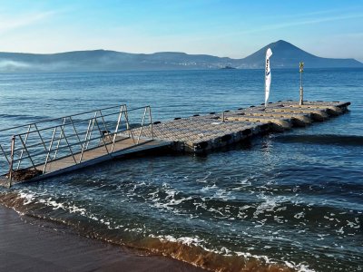 Floating dock for Costa Banana Watersports