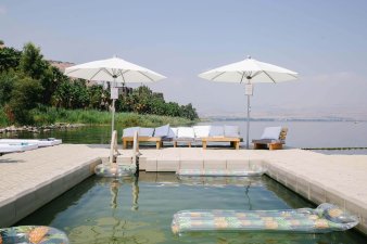 &Pi;&lambda;&omega;&tau;έ&sigmaf; &pi;&iota;&sigma;ί&nu;&epsilon;&sigmaf; - 20