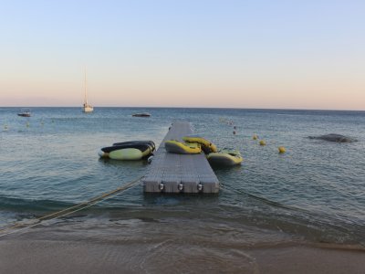 Floating dock for Tropicana