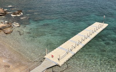 Πλωτή εξέδρα για Island Athens Riviera