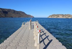 &Pi;&lambda;&omega;&tau;έ&sigmaf; &epsilon;&xi;έ&delta;&rho;&epsilon;&sigmaf; &gamma;&iota;&alpha; &tau;&omicron; Courtesy of Blue Palace - 5