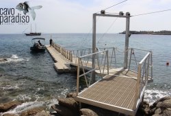 &Pi;&lambda;&omega;&tau;ή &epsilon;&xi;έ&delta;&rho;&alpha; &gamma;&iota;&alpha; &tau;&omicron; Cavo Paradiso - 6