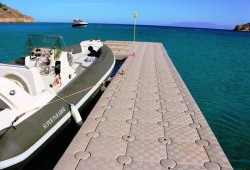 &Pi;&lambda;&omega;&tau;ή &epsilon;&xi;έ&delta;&rho;&alpha; &gamma;&iota;&alpha; &tau;&omicron; Super Paradise - 3