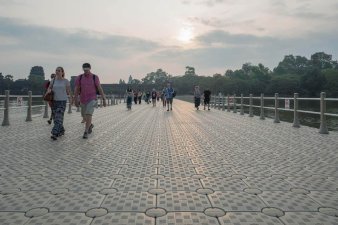 &Pi;&lambda;&omega;&tau;έ&sigmaf; &gamma;έ&phi;&upsilon;&rho;&epsilon;&sigmaf; - 13