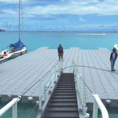 &Epsilon;&kappa;&delta;&eta;&lambda;ώ&sigma;&epsilon;&iota;&sigmaf;