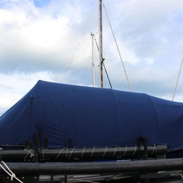 &Epsilon;&xi;&tau;&rho;&alpha; &Epsilon;&xi;&omicron;&pi;&lambda;&iota;&sigma;&mu;ό&sigmaf; - 4