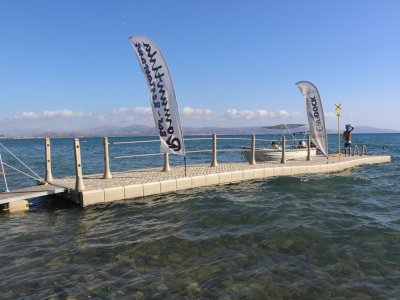 Floating dock for Romantika