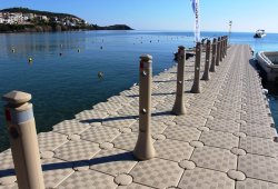 &Pi;&lambda;&omega;&tau;ή &epsilon;&xi;έ&delta;&rho;&alpha; &gamma;&iota;&alpha; Nostos Watersports - 12