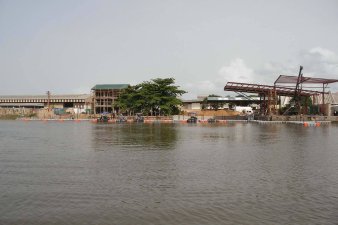 &Sigma;&tau;&rho;&alpha;&tau;&iota;&omega;&tau;&iota;&kappa;ά έ&rho;&gamma;&alpha; - 1