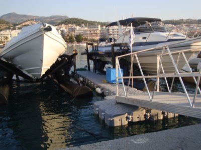 Boatlift M520 for EVRIPUS and BOLTON