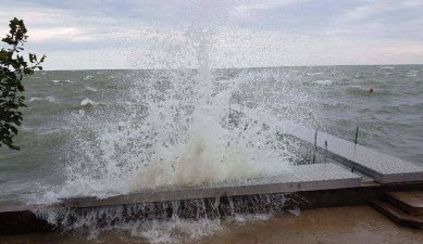 &Pi;ά&nu;&epsilon;&lambda; &kappa;&alpha;&tau;&alpha;&sigma;&tau;&rho;ώ&mu;&alpha;&tau;&omicron;&sigmaf; ThruFlow - 4