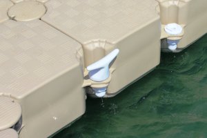 &Epsilon;&Nu;&Iota;&Sigma;&Chi;&Upsilon;&Mu;&Epsilon;&Nu;&Eta; &Delta;&Epsilon;&Sigma;&Tau;&Rho;&Alpha; - 2