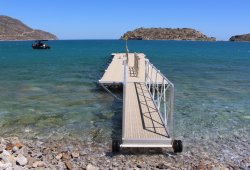 &Pi;&lambda;&omega;&tau;έ&sigmaf; &epsilon;&xi;έ&delta;&rho;&epsilon;&sigmaf; &gamma;&iota;&alpha; &tau;&omicron; Courtesy of Blue Palace - 7