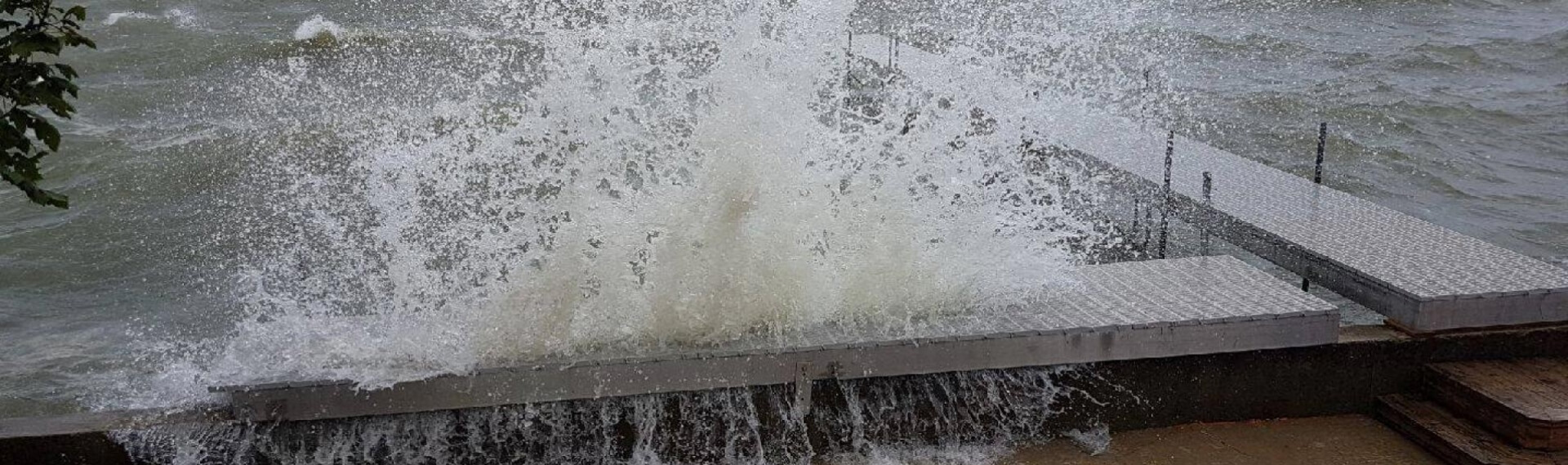 ThruFlow &pi;ά&nu;&epsilon;&lambda; &kappa;&alpha;&tau;&alpha;&sigma;&tau;&rho;ώ&mu;&alpha;&tau;&omicron;&sigmaf;