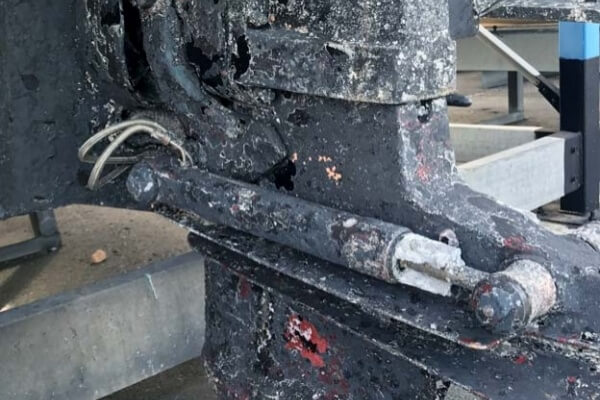 Airberth boatlift - προστασία από ηλεκτρόλυση